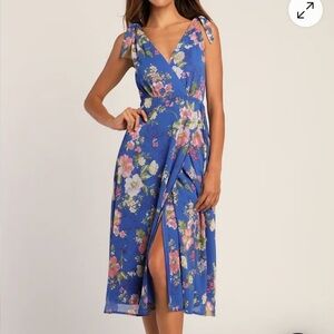 Sensational Season Blue Floral Print Tie-Strap Wrap Midi Dress size small NWT